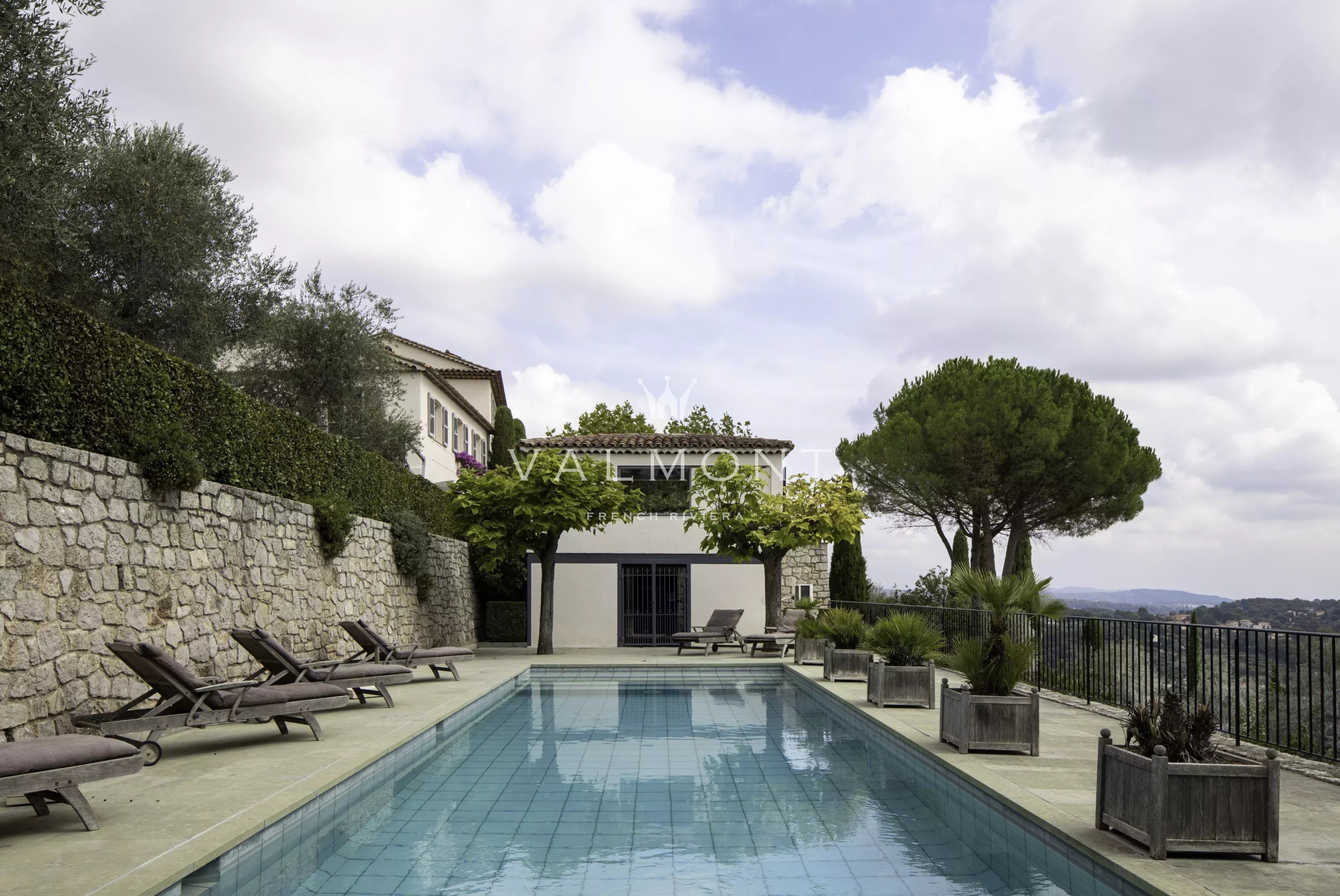 Olive Estate in the Heart of the Pays de Grasse