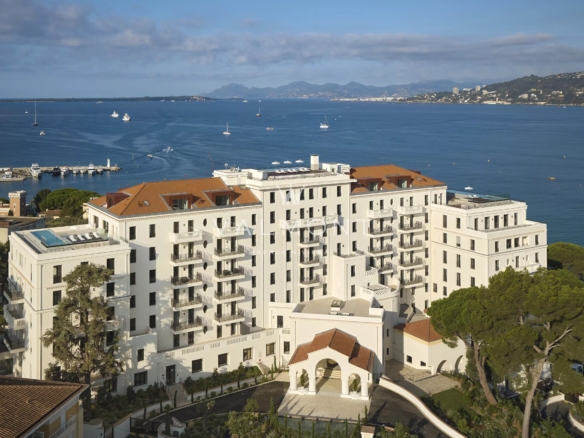 Panoramic sea view apartment with private pool