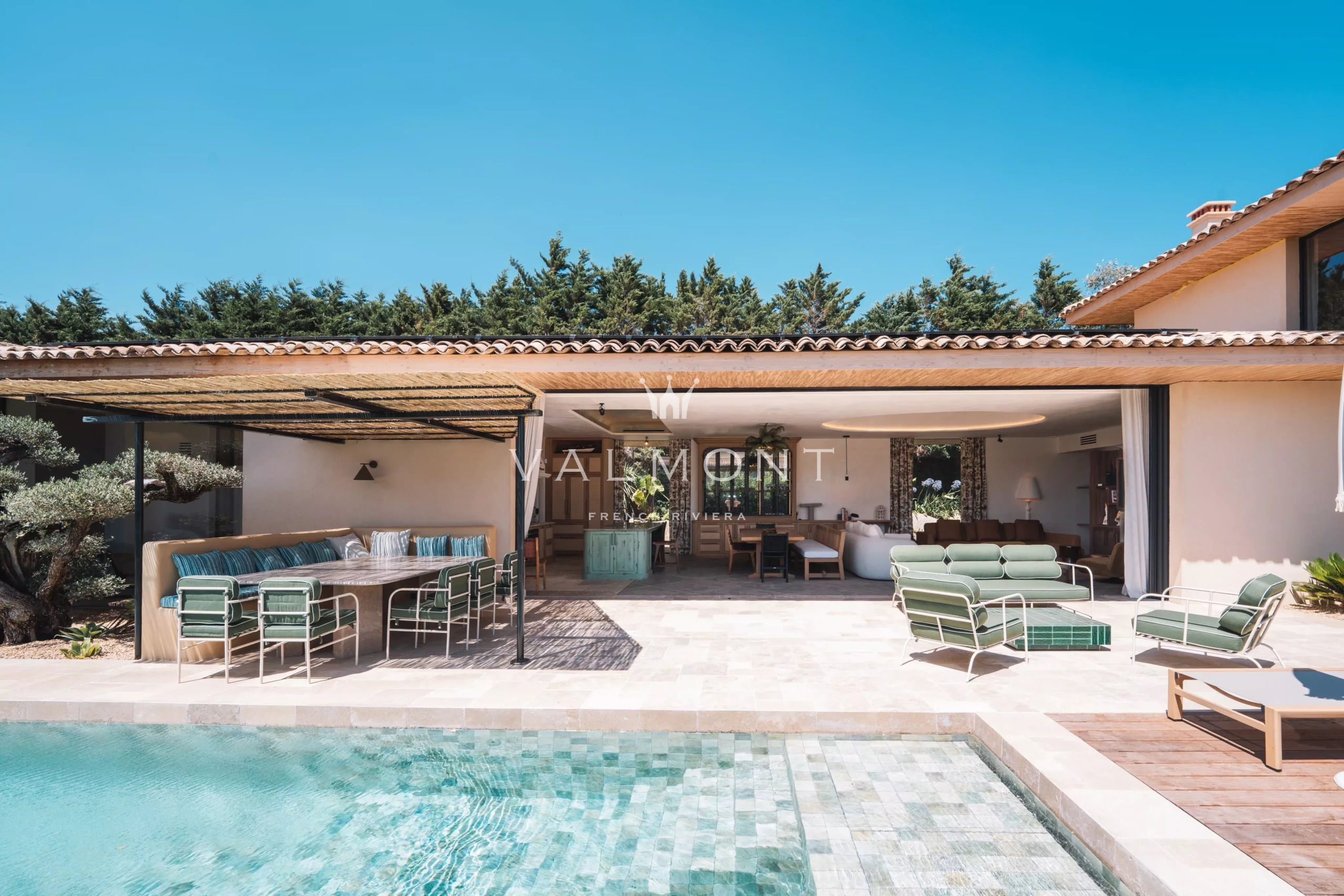 428e7c54737522e2af71a83f320cf2d4_38c98df60a_4096-original-85522-0.jpg Villa néo-provençale flambant neuve de 5 chambres à Ramatuelle
