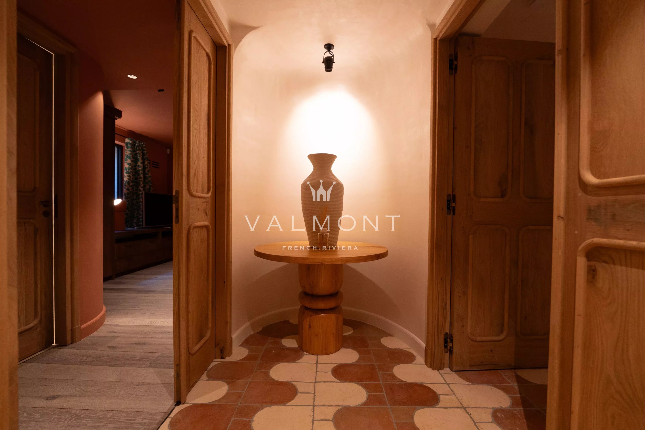 b166ddd4b3c453a1f1c925d4dde28332_cd043d40f8_4096-original-85522-0.jpg Villa néo-provençale flambant neuve de 5 chambres à Ramatuelle