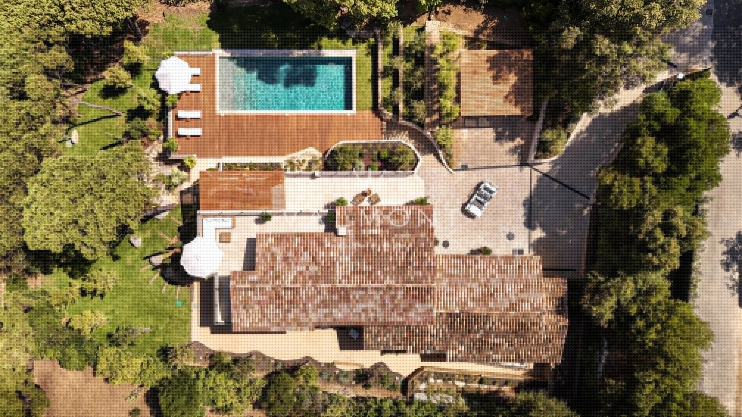 b9a5972b659dbcd61481ca0fc3ba3620_b5cf91d2e3_4032-original-85224-0.jpg Provençal villa with beautiful sea views