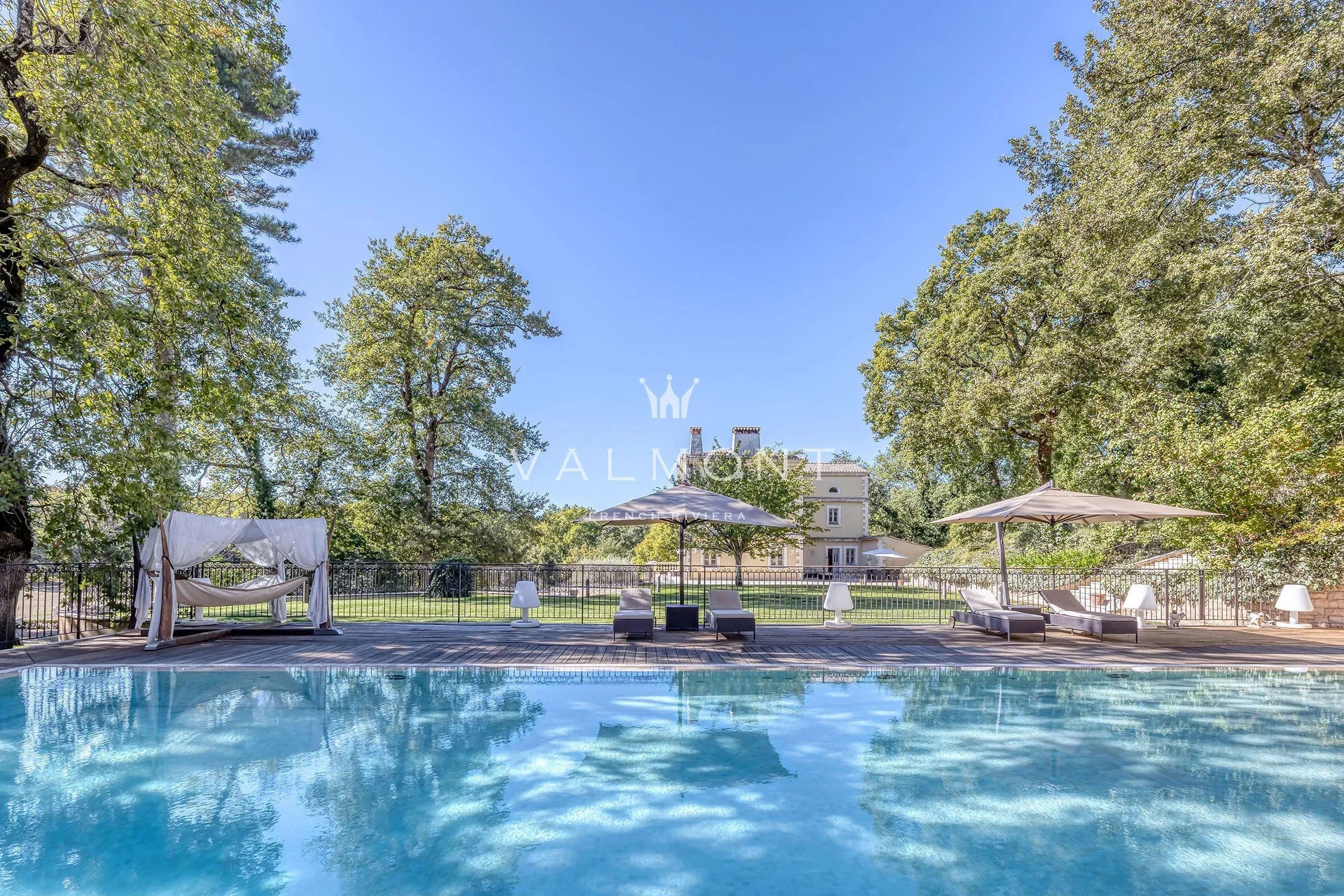 104f249ddd1aa90a6c7f7329618dbf73_5d5ee519e3_2250-original-101281-0.jpg Exceptional Manor in Callian with High-End Amenities