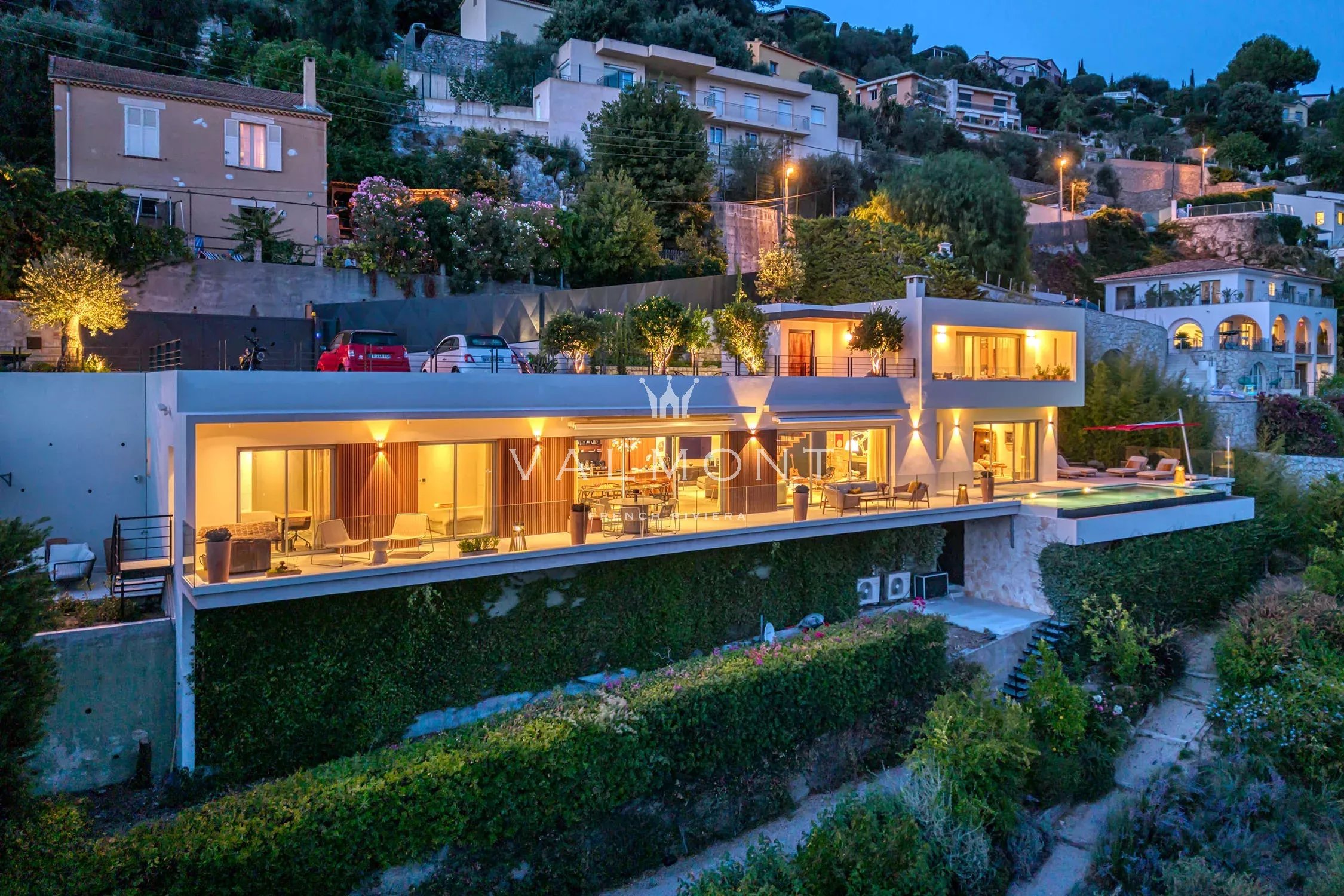 Contemporary Villa with Panoramic Sea Views in Villefranche-sur-Mer