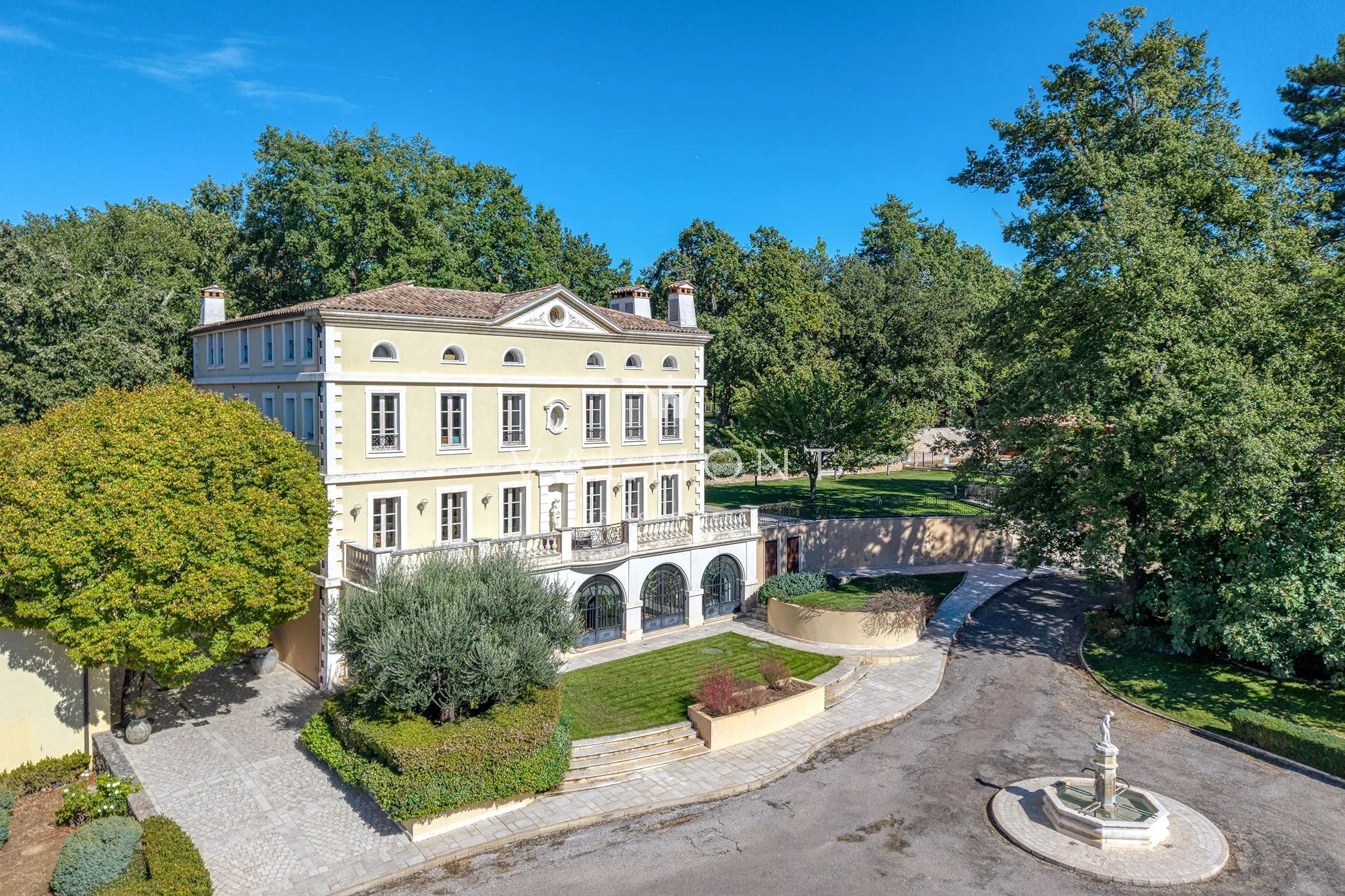 3a10536b3c76ef0c98b76b43ea3adf11_9cd5a74c1a_2250-original-101281-0.jpg Exceptional Manor in Callian with High-End Amenities