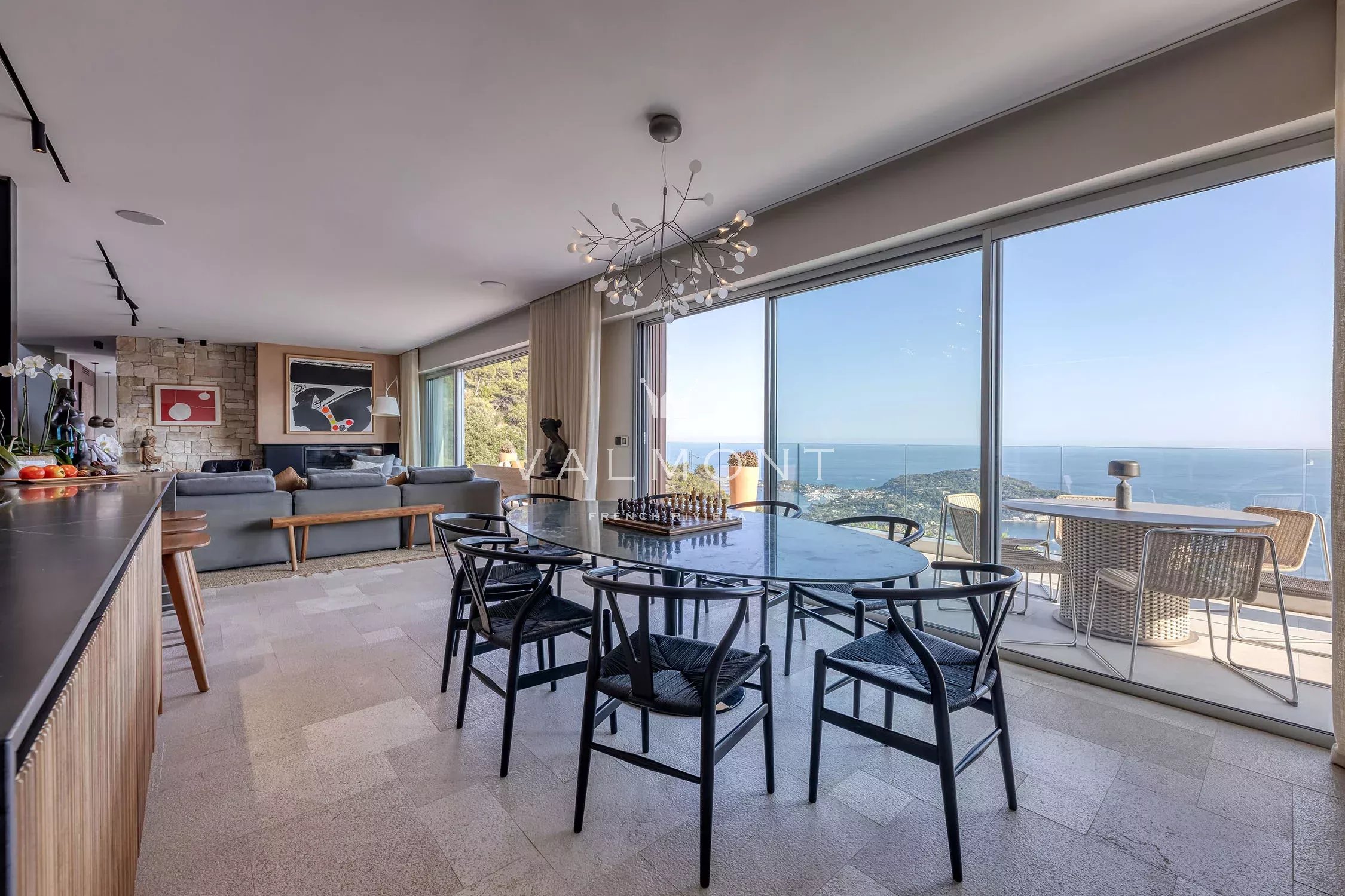 Contemporary Villa with Panoramic Sea Views in Villefranche-sur-Mer