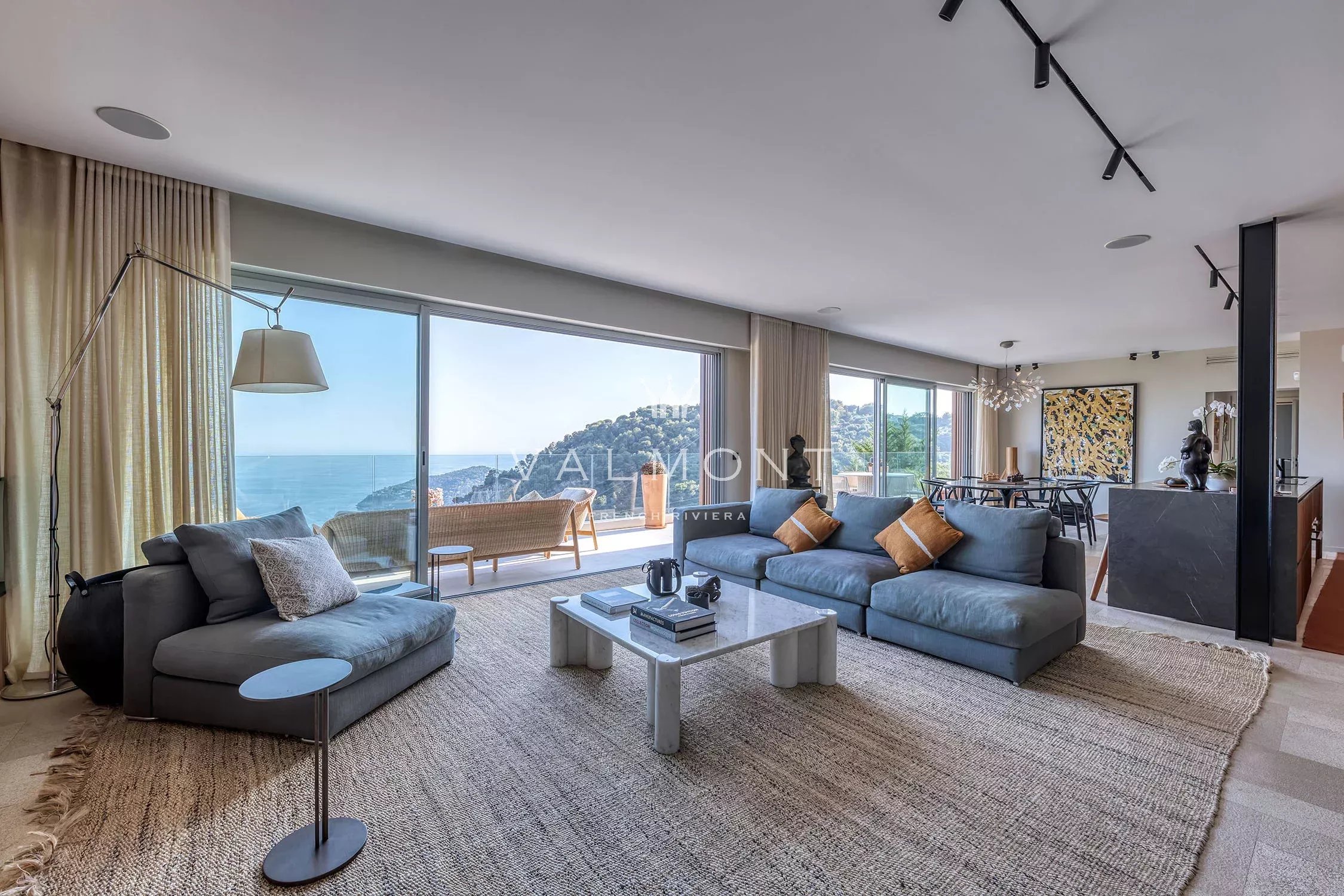 Contemporary Villa with Panoramic Sea Views in Villefranche-sur-Mer