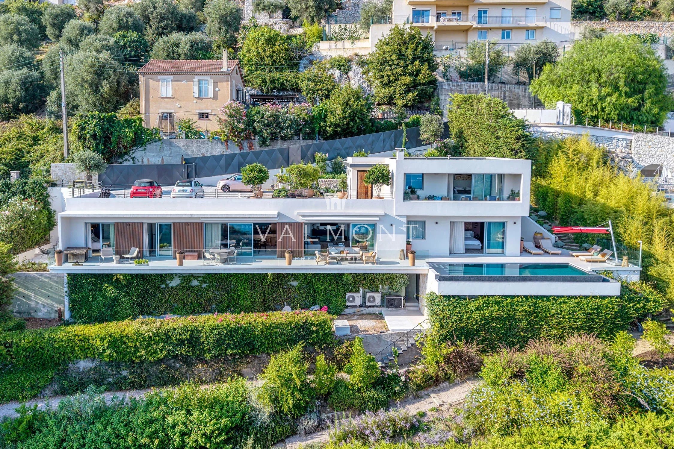 Contemporary Villa with Panoramic Sea Views in Villefranche-sur-Mer