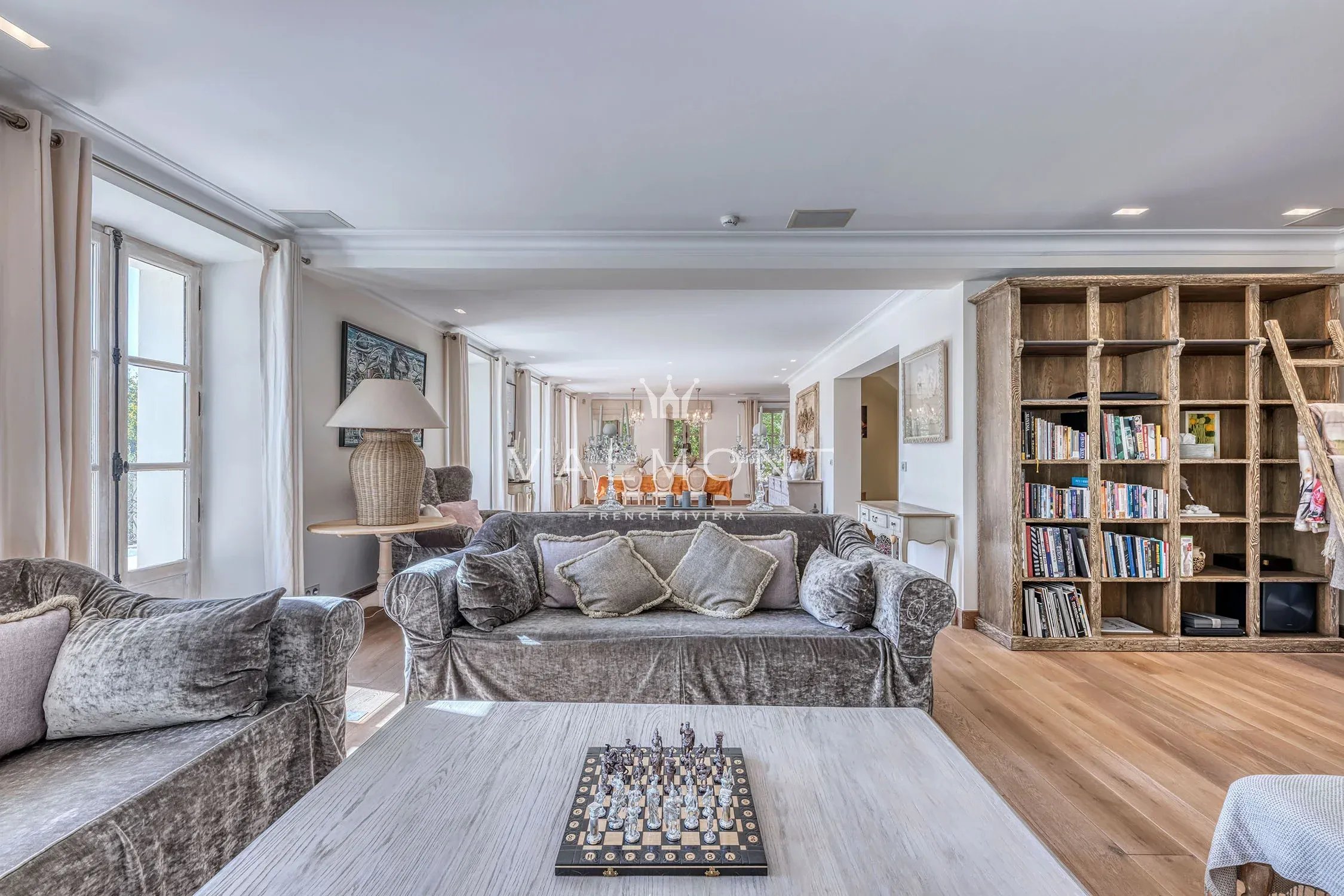 b9eeb5887efa35b56b6c92c614d1f72a_94568147de_2250-original-101281-0.jpg Exceptional Manor in Callian with High-End Amenities