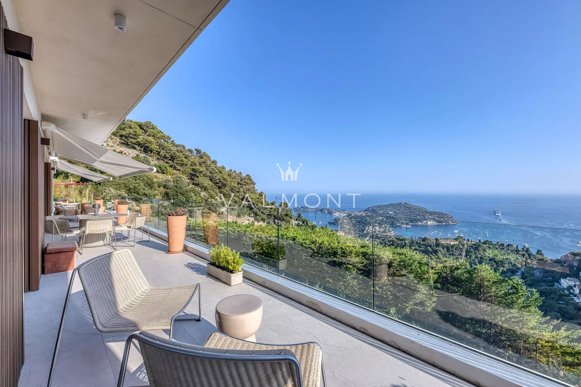 Contemporary Villa with Panoramic Sea Views in Villefranche-sur-Mer