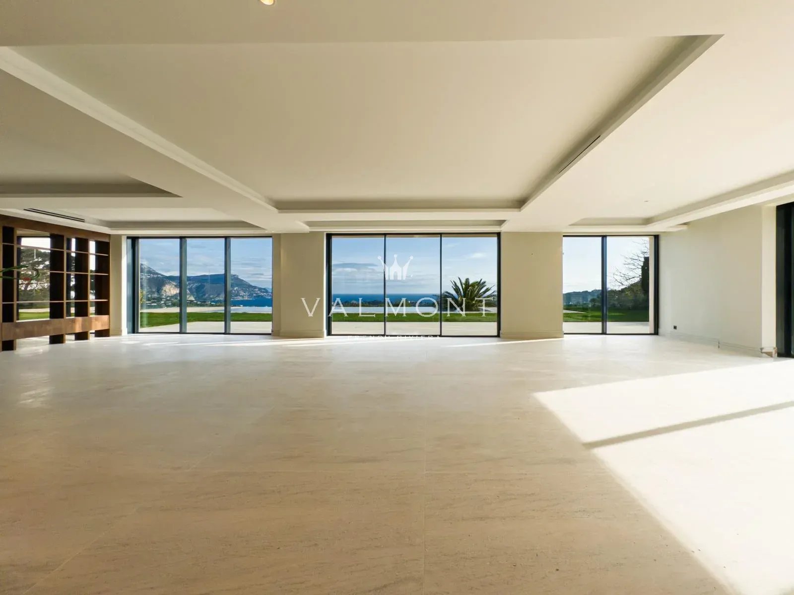 Villa contemporaine à Nice avec vue mer et piscine