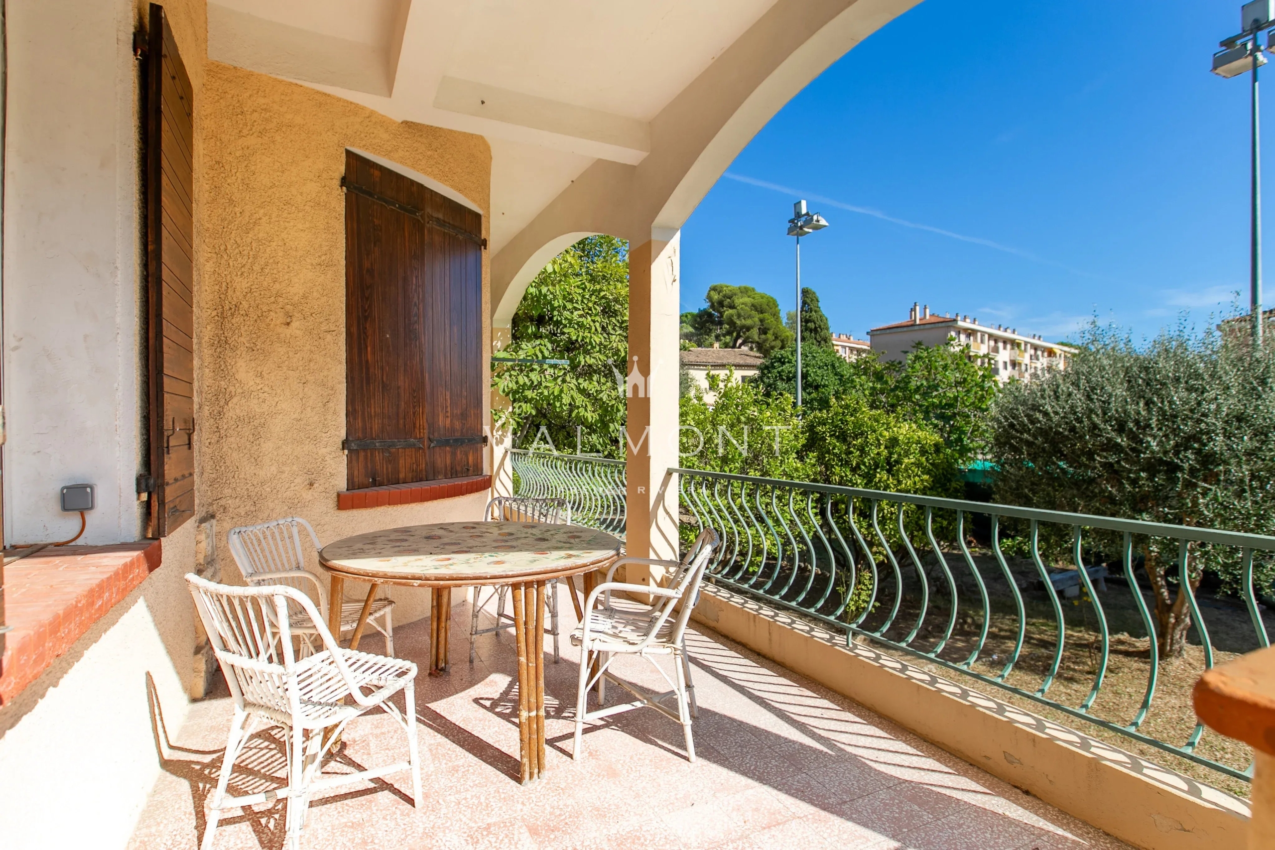 75443435e093441552e17137ed47fe22_7b83108d4c_4089-original-101593-0.jpg Villefranche-sur-Mer – Villa Provençale à rénover