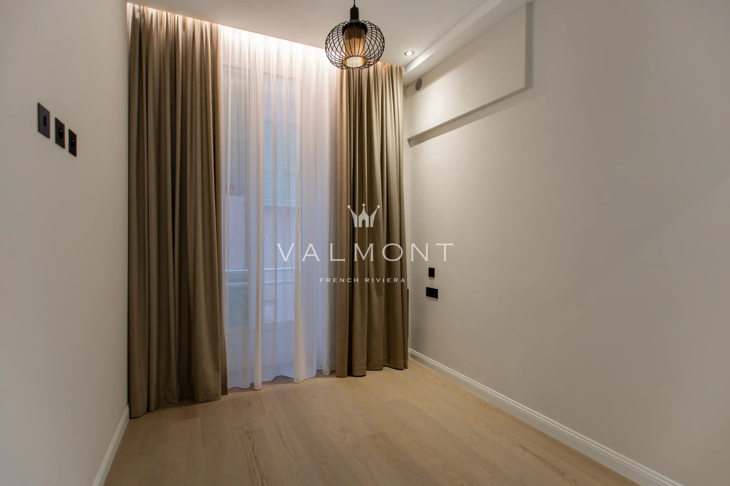 7b724ee36a798e84f0222fa725f8161b_0475d1de91_4096-original-101650-0.jpg Villefranche-sur-Mer – Two-bedroom apartment with sea view