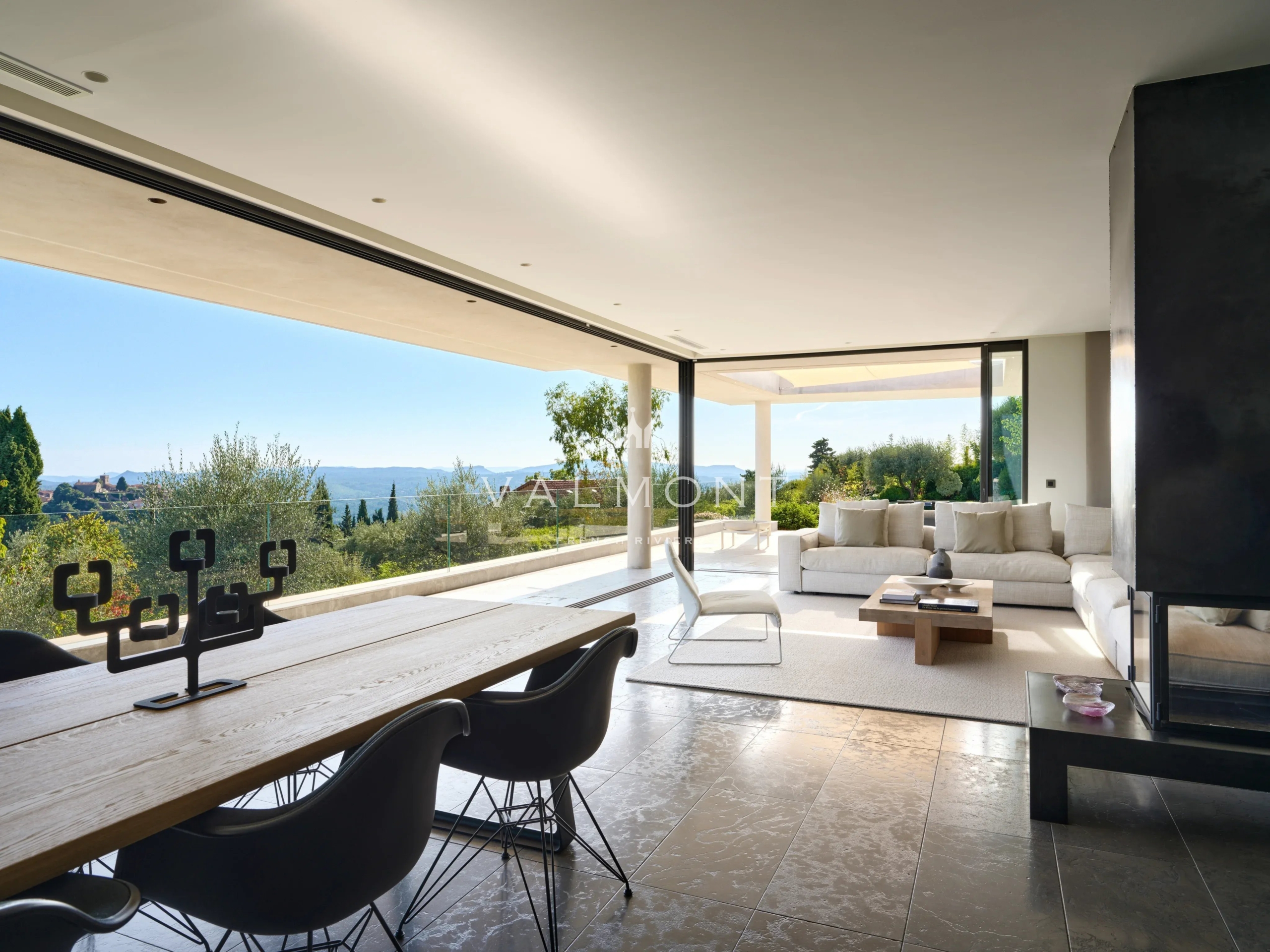 f01427362becdf5e0a4f7baceae80356_8130f6df82_4096-original-101346-0.jpg Contemporary villa in Montauroux with swimming pool and high-end amenities